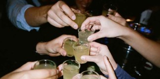 tieu-xao-khi-uong-ruou-bia