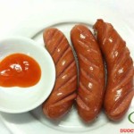 Cảnh báo : Uống rượu bia không nên ăn những món này. uong-ruou-an-xuc-xich-se-gay-ung-thu